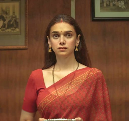 Twitterati reacts to Aditi Rao Hydari's breakthrough performance in the Netflix anthology 'Ajeeb Daastaans'