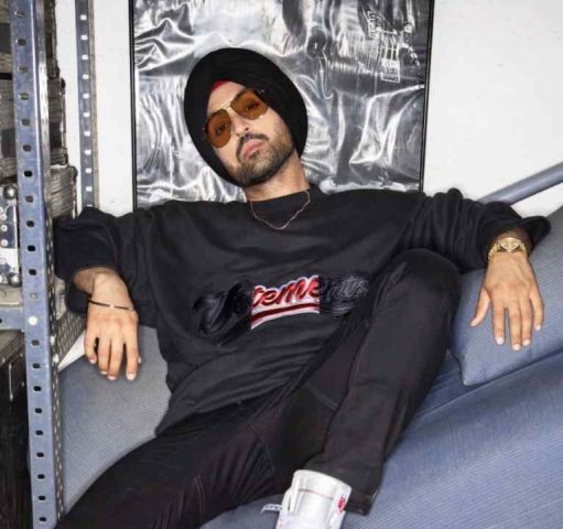 Diljit Dosanjh signed a deal with a Warner Music